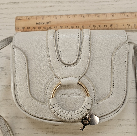See By Chloe Cream Leather Crossbody Bag - Picture 6 of 7